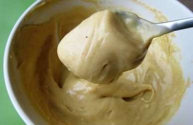 Selbstgemachte Bananen-Gesichtsmaske