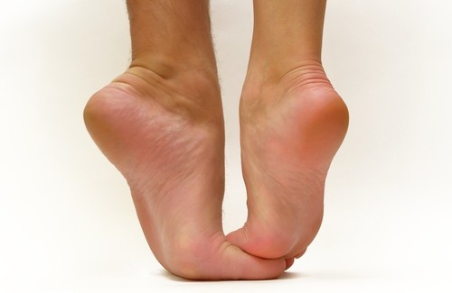 Stöckelschuhe, schlecht für unsere Füße