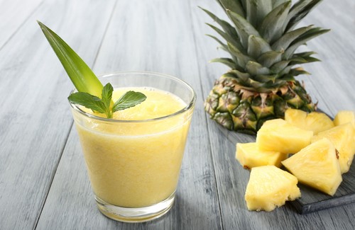 Smoothie zum Frühstück für unterwegs