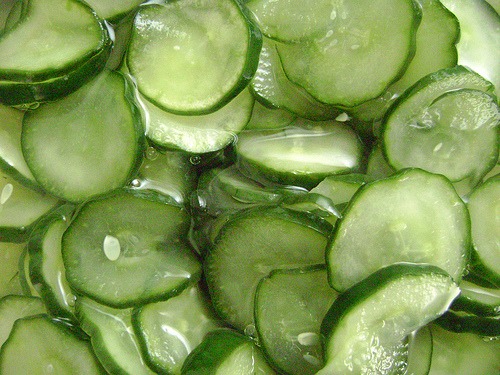 Antifaltenmaske mit Gurke