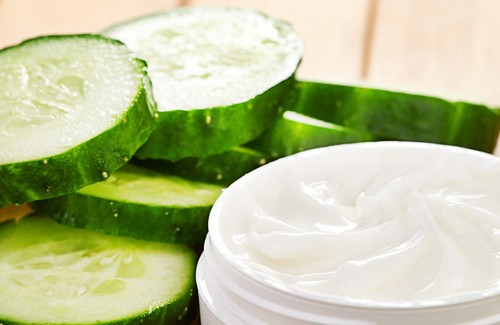 Wie Gurke und Aloe Vera deine Haut mit Feuchtigkeit versorgen können