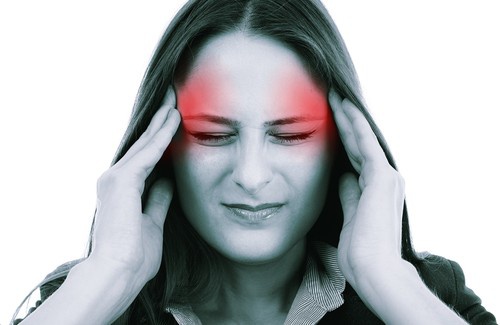 Natürliche Säfte gegen Kopfschmerzen