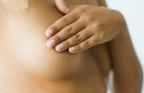 Was sind die Ursachen für Schmerzen in der Brust?