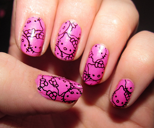 starke Nägel mit Nagellack