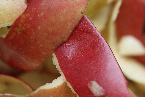 Obst mit oder ohne Schale essen?