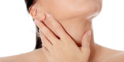 Tipps gegen Falten am Hals
