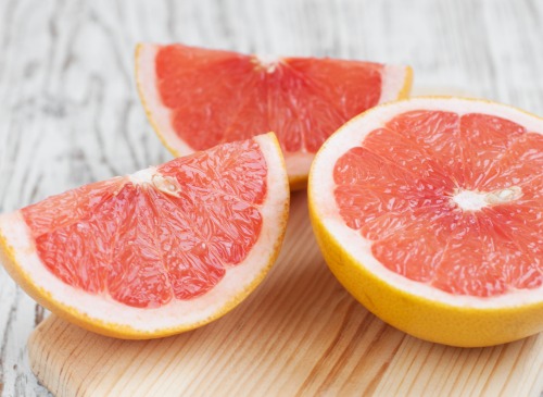 5 Getränke zur Leberentgiftung: Grapefruitsaft