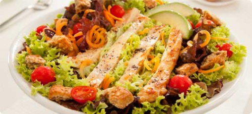 Leinsamen auf dem Salat