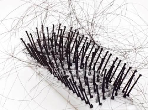 Gründe für Haarausfall und wie du vorbeugen kannst Gründe für Haarausfall und wie du vorbeugen kannst