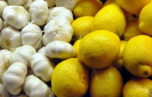 Knoblauch-Zitronen-Kur zubereiten