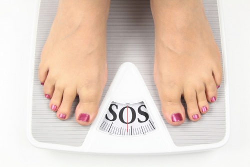 Hausmittel gegen Gelenkschmerzen: Gewicht reduzieren