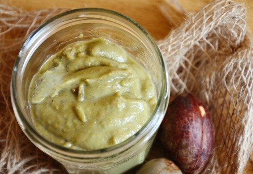Avocadomaske ist gut für die Haut