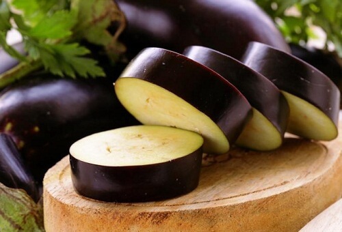 Aubergine