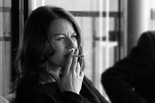 Ursachen für Regelschmerzen: Rauchen