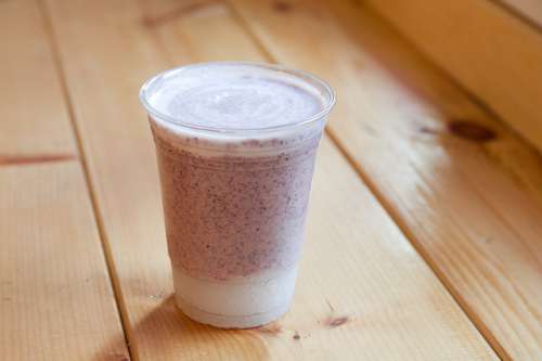 Gesunder Shake für kräftige Nägel
