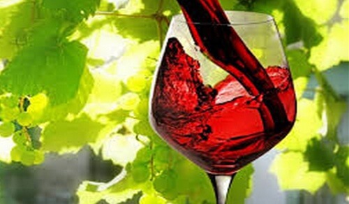 Ist ein Glas Rotwein genauso herzgesund wie eine Stunde Sport? Ist ein Glas Rotwein genauso herzgesund wie eine Stunde Sport?