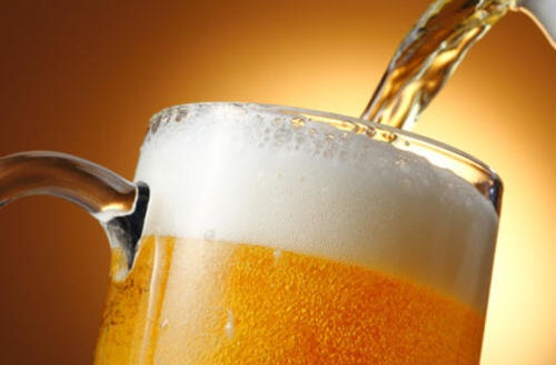 Macht Bier dick? Wie trinkt man es am besten? Macht Bier dick? Wie trinkt man es am besten?