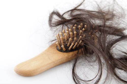 4 natürliche Heilmittel gegen Haarausfall