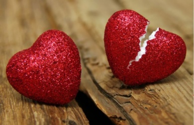 7 Anzeichen für die Untreue deines Partners