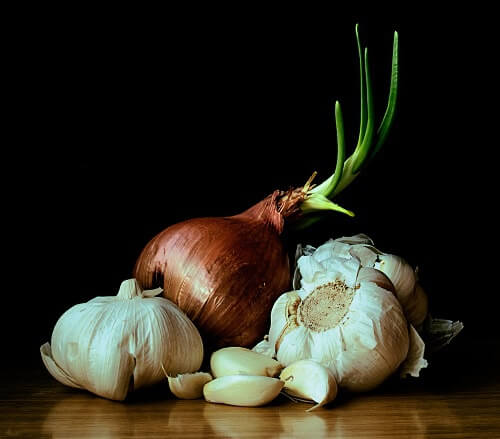 Wie macht man Knoblauch zu Hause