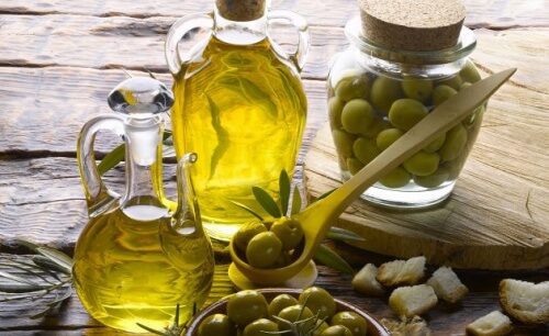 Die Verwendungsmöglichkeiten von Olivenöl sind sehr vielseitig