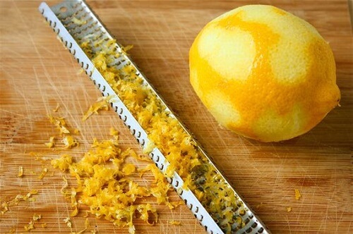 Saft aus Zitronenschale - gesundheitsfördernde Wirkung