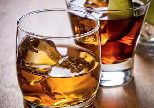 Schlecht für deine Nieren: übermäßiger Alkoholkonsum