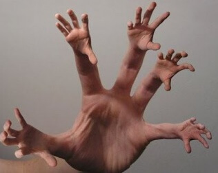 Eigenartige Hand mit Händen