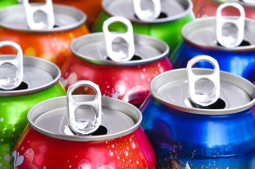Schlecht für deine Nieren: Limonade und kohlensäurehaltige Getränke