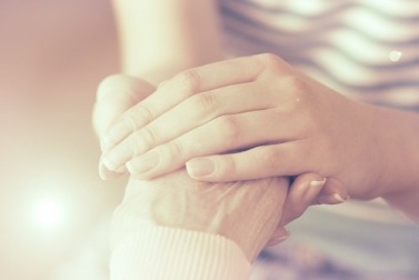 Das Helfersyndrom: Wie man auf denjenigen aufpasst, der hilft
