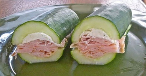 Sandwich-mit-Gurke-und-Salat