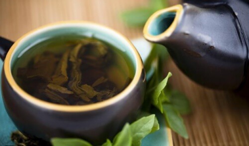 Grün Tee gegen Gehirnschlag