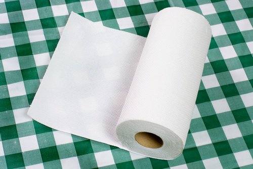 10 alternative Verwendungsmöglichkeiten von Küchenpapier