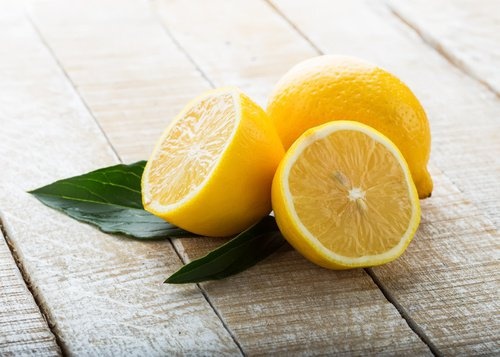 Zitrone für hellere Haare