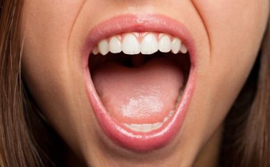 6 Zeichen für eine Erkrankung im Mund