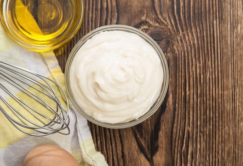mayonnaise für die Gesichtspflege