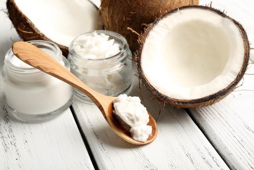 Kokosöl Rasiercreme gegen eingewachsene Haare