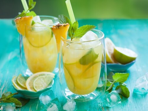 Zitronensaft fördert die Kalziumaufnahme
