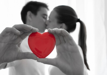 Vertrauen und Liebe durch kleine Liebesbeweise