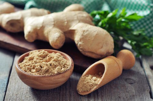 Detox-Getränk mit Ingwer
