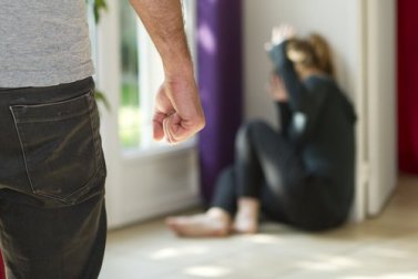 Frauen mit großer emotionaler Abhängigkeit: größere Gefahr für Feminizid