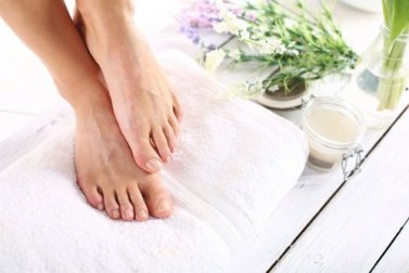 Trockene Füße? Diese 5 Hausmittel können helfen
