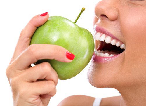 Grüner Apfel gegen Hautalterung