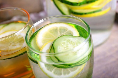 Gurkenwasser reinigt den Organismus