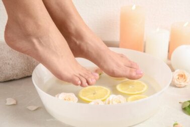 6 natürliche Heilmittel gegen Nagelerkrankungen