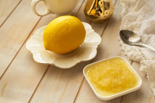 gegen rissige Fersen-Zitrone