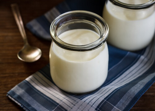 Griechischer Joghurt vor dem Sport