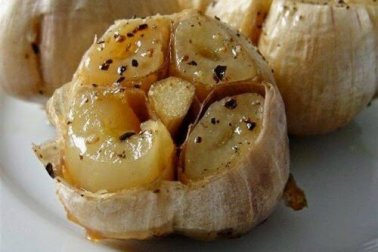 Was passiert in deinem Organismus, wenn du gegrillten Knoblauch isst?