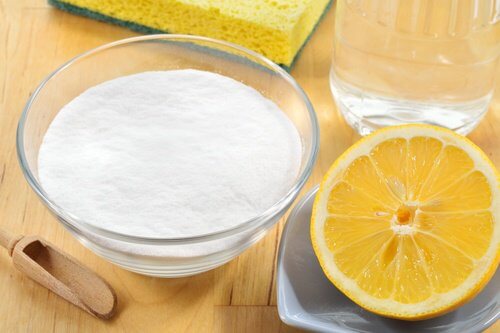 Pestizide mit Natron und Zitrone entfernen