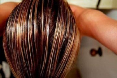 Wie man Fett aus dem Haar kriegt